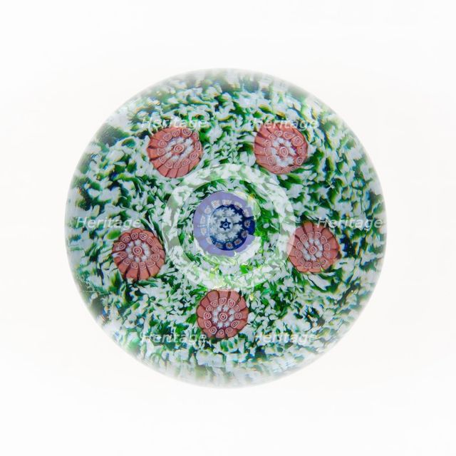 Paperweight, Münzthal, 19th century. Creator: Saint-Louis Glassworks.