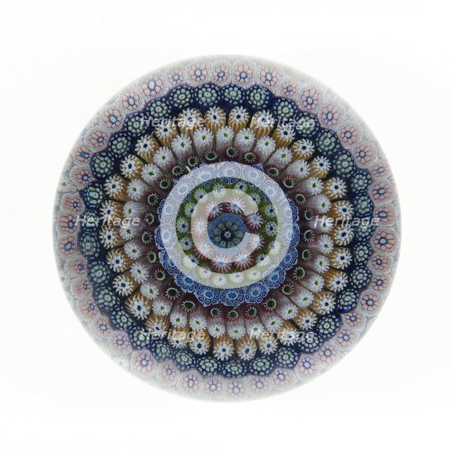 Paperweight, Münzthal, 19th century. Creator: Saint-Louis Glassworks.