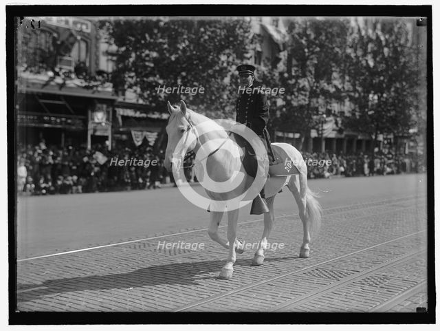 Parade On Pennsylvania Ave, between 1910 and 1921. Creator: Harris & Ewing.