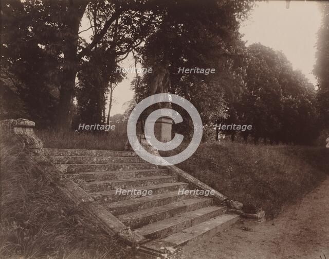 Parc de Sceaux, 1925. Creator: Eugene Atget.