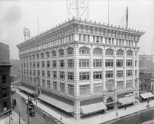Pardridge & Blackwell building, Detroit, Mich., between 1900 and 1915. Creator: Unknown