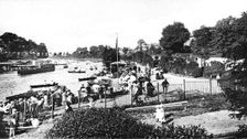 Parker's Ferry, Surbiton, 1909