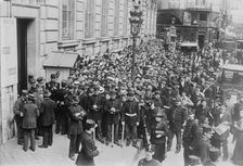 Paris -- crowd before Bank of France, between c1910 and c1915. Creator: Bain News Service