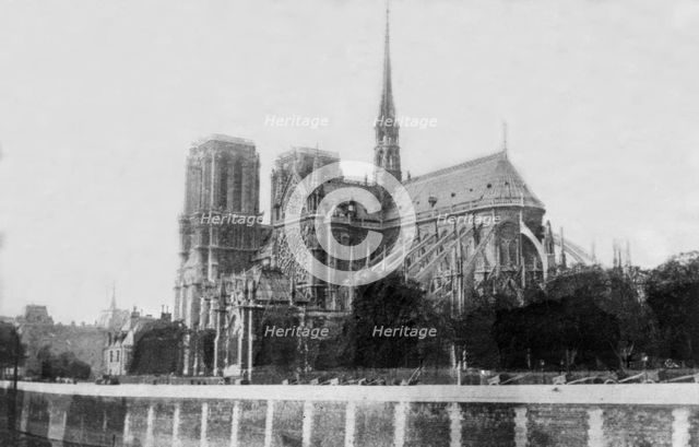 Paris - Eglise Notre-Dame L'Abside, 1847. Creator: Unknown.