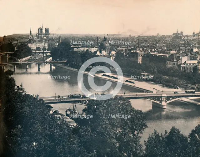 'Paris. - Panorama Vers Notre-Dame. - LL, c1910. Creator: Unknown.