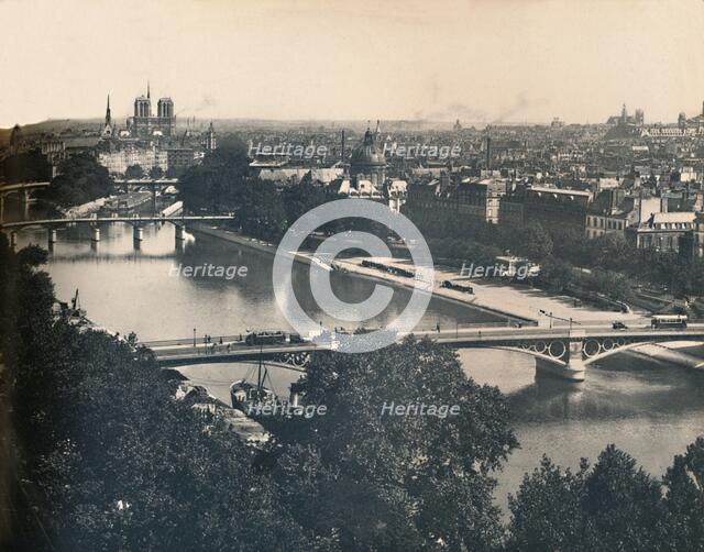 'Paris. - Panorama Vers Notre-Dame. - LL, c1910. Creator: Unknown.