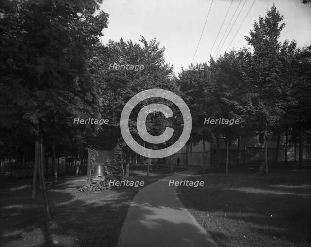 Park and auditorium, Bay View, Mich., c1906. Creator: Unknown.