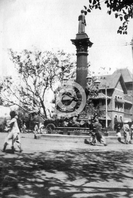 Parsee's memorial fountain, Mumbai, India, c1918. Artist: Unknown