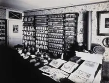 Part of the collection of pharmaceutical and medical antiques collected by Burkhard Reber...1904. Creator: Unknown
