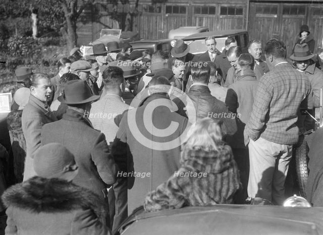 Participants in the Bugatti Owners Club car treasure hunt, 25 October 1931. Artist: Bill Brunell.