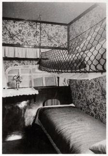 Passenger cabin at night, LZ 127 Graf Zeppelin, 1933