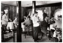 Passengers dining room, Zeppelin LZ 127 Graf Zeppelin 1933