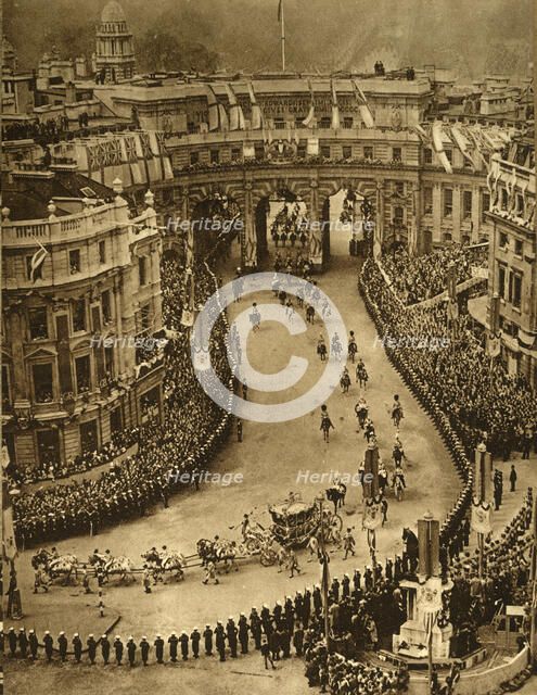 'Passing Through the Admiralty Arch', 1937. Creator: Photochrom Co Ltd of London.