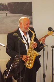 Pete Allen, The Pete Allen Band, Deanwood Park Golf Club, Newbury, Berks, 10th Oct. 2021. Creator: Brian O'Connor