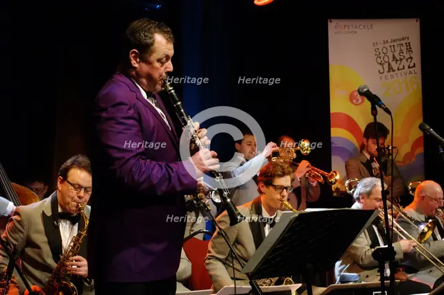Pete Long, Ropetackle Arts Centre, Shoreham, West Sussex, Jan 2016. Artist: Brian O'Connor.