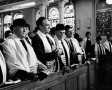 Peter Finch (1916-1977), British Actor. Creator: Unknown