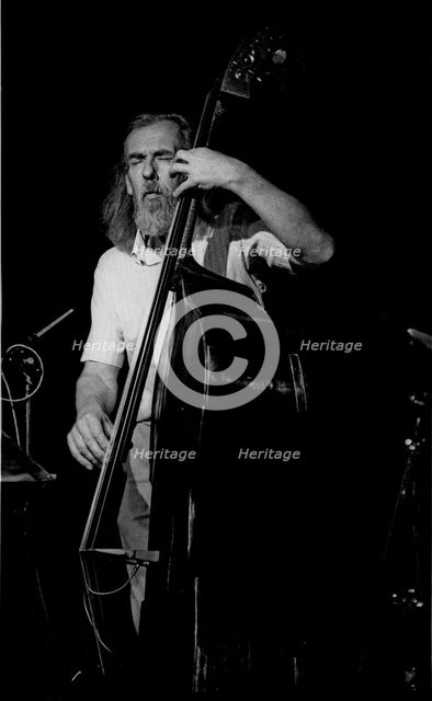 Peter Ind, Bass Clef, Hoxton Square, London, September, 1989. Artist: Brian O'Connor.