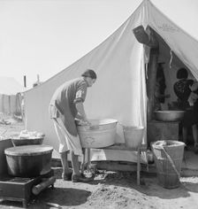 Pea picker camp, Calipatria, Imperial Valley, California, 1939. Creator: Dorothea Lange