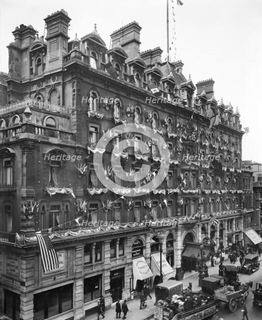 Peace decorations on the First Avenue Hotel, High Holborn, London, January 1919. Artist: Adolph Augustus Boucher.