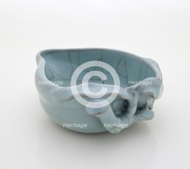 Peach-shaped brush washer, 1662-1722. Creator: Unknown.