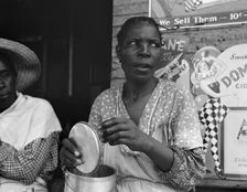 Peach picker, Muscella, Georgia, 1936. Creator: Dorothea Lange