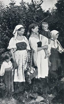 Peasant types of Great Russia, 1912. Artist: J Daziaro