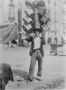 Peddler, Naples, 1910. Creator: Bain News Service