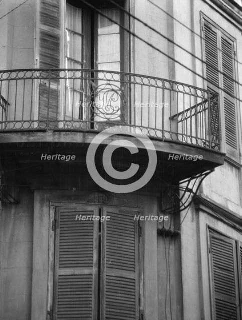 Pedesclaux-Lemonnier House, 640 Royal Street, New Orleans, between 1920 and 1926. Creator: Arnold Genthe.