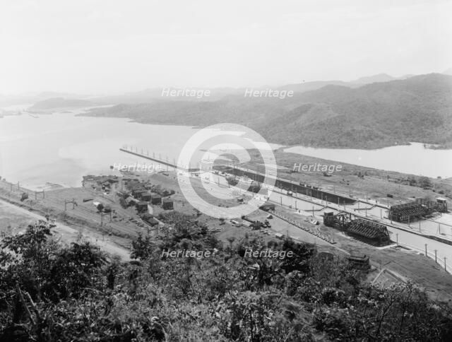 Pedro Miguel Locks, birdseye view, Panama Canal, between 1913 and 1920. Creator: Unknown.