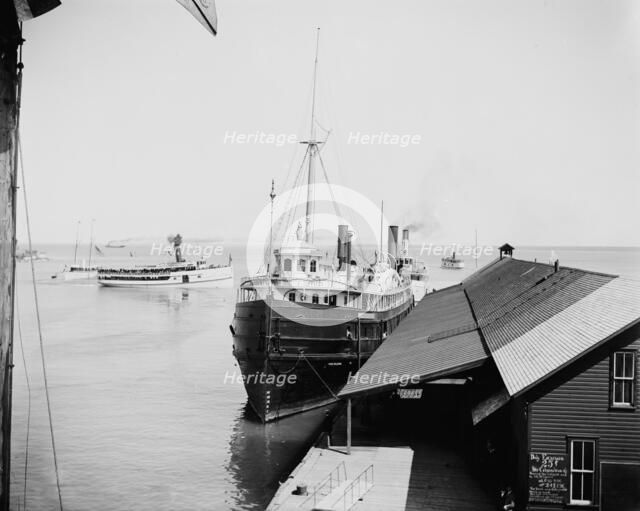 Peerless at Mackinac Island, between 1900 and 1906. Creator: Unknown.
