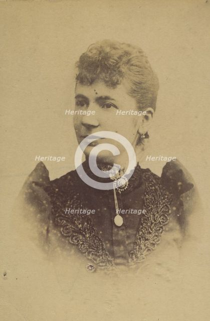 Pelgrom. Elise (femme Schouppe). Deux photographies, dont une légendée: Reprod. faite 22/2..., 1893. Creator: Alphonse Bertillon.