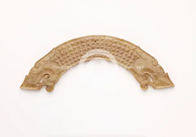 Pendant with two dragon heads, Eastern Zhou dynasty, 475-221 BCE. Creator: Unknown.