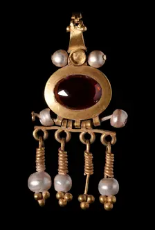 Pendant Earring, 1-200. Creator: Unknown