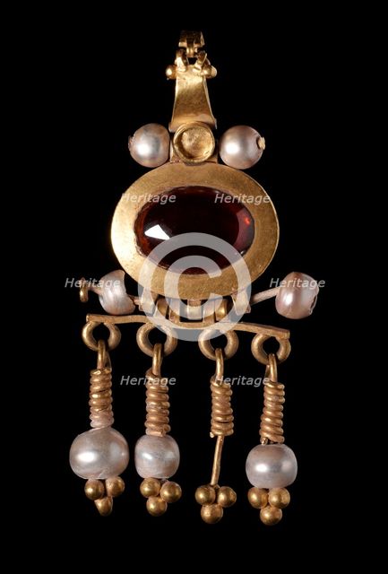 Pendant Earring, 1-200. Creator: Unknown.
