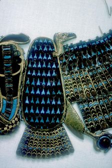 Pendant of the Vulture of Upper Egypt, Tomb of Tutankhamun, c14th century BC