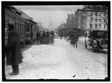 Pennsylvania Ave. with snow, between 1913 and 1918. Creator: Harris & Ewing