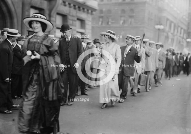 Pennsylvania delegation at the 1912 Republican National Convention held at the..., June 18-22, 1912. Creator: Bain News Service.