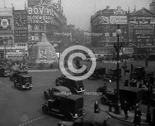 People and Traffic, Piccadilly Circus, London, 1942.  Creator: British Pathe Ltd.