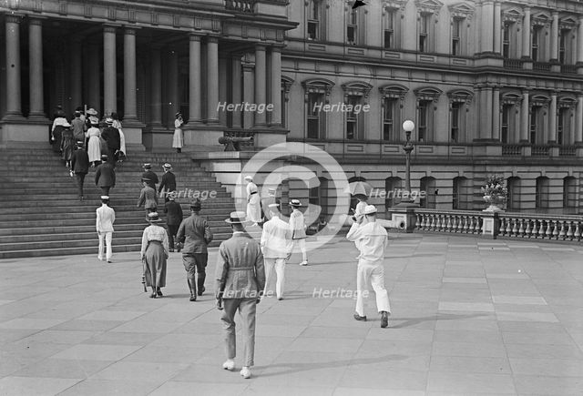 People Entering State Department, 1917 or 1918. Creator: Harris & Ewing.