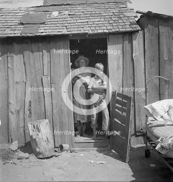 People living in miserable poverty, Elm Grove, Oklahoma County, Oklahoma, 1936. Creator: Dorothea Lange.
