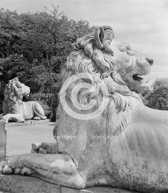 Percy Tenantry Column, Alnwick, Northumberland, c1945-c1980. Artist: Eric de Maré.
