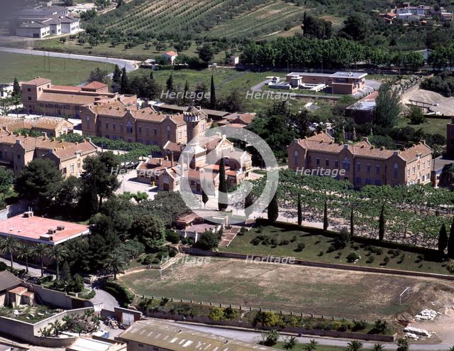 Pere Mata mental hospital, built between 1899 and 1919 by Lluís Domènech i Muntaner, partial aeri…