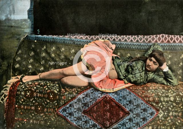'Persane Dans Le Harem', (Persian in the Harem), 1900. Creator: Unknown.