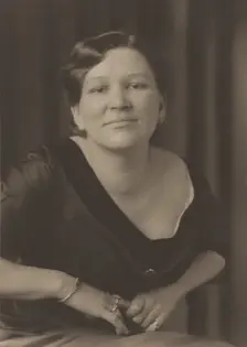 Phyllis Hatton, about 1900. Creator: Frederick Henry Evans