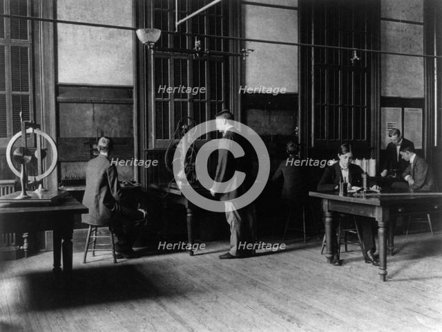 Physics laboratory, Eastern High School, (1899?). Creator: Frances Benjamin Johnston.