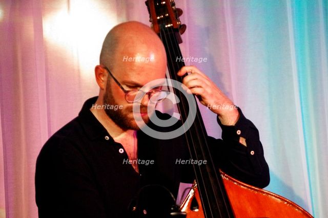Philip Lewin, Joan Fort Trio plus Vincent Herring, Watermill Jazz Club, Dorking, Surrey, 20 May 2025 Creator: Brian O'Connor.