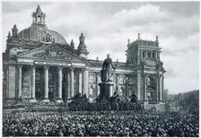 Philipp Scheidemann announcing the creation of a new German republic, 9th November, 1918