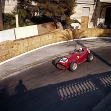 Phill Hill racing a Ferrari D246, Monaco Grand Prix, Monte Carlo, 1959
