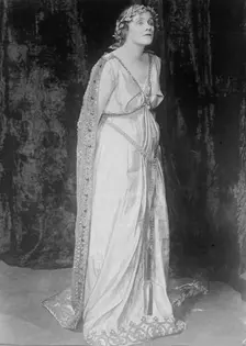 Phillis Neilson Terry as "Trilby", 1915. Creator: Bain News Service