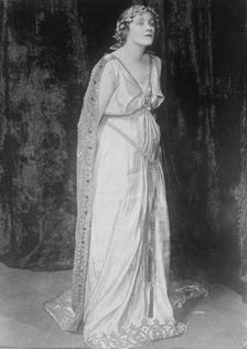 Phillis Neilson Terry as "Trilby", 1915. Creator: Bain News Service